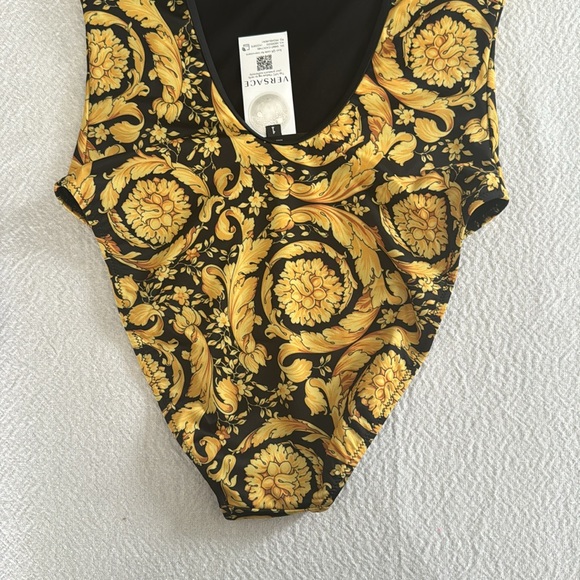 VERSACE BAROCCO ONE-PIECE SWIMSUIT, Size 1 32UK, $675 - Picture 10 of 12